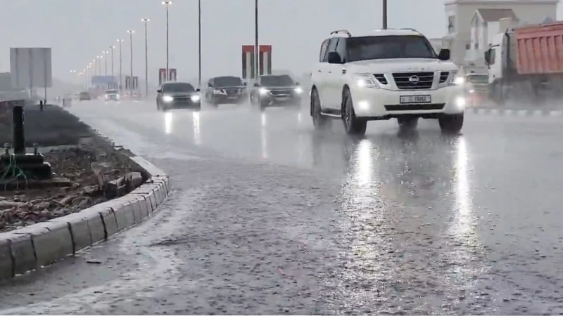 عاجل : الأرصاد الجوية الإماراتية تحذر المواطنين بشدة من هطول أمطار غزيرة وتكون السحب الركامية ابتداء من هذا التاريخ .. تعرف على التفاصيل